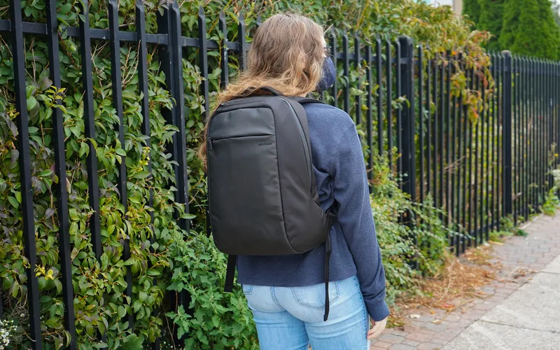 INCASE ICON Lite Pack